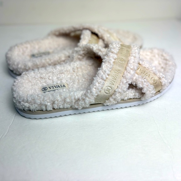 NWOT Vivaia Furry Criss-Cross Strap Slippers (Hannah) Womens Size 40/ US 9 cream - Picture 7 of 11